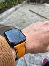 Load image into Gallery viewer, Retro Cow Leather Strap